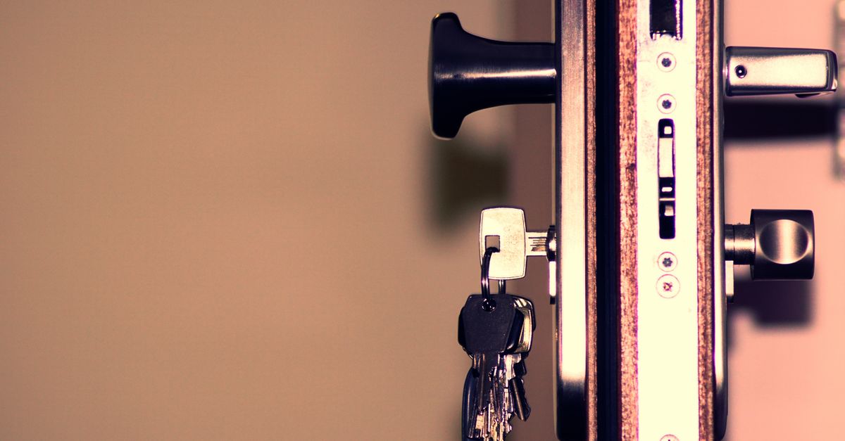 What Is a Locksmith Call-Out Fee and What's Average in Newport Beach? — Newport Beach CA Locksmith